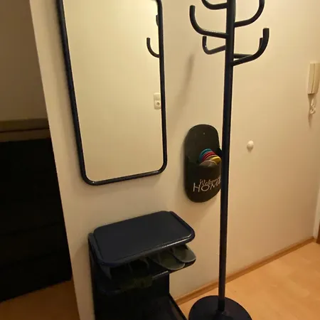 Moderne Naehe Hauptbahnhof * Linz