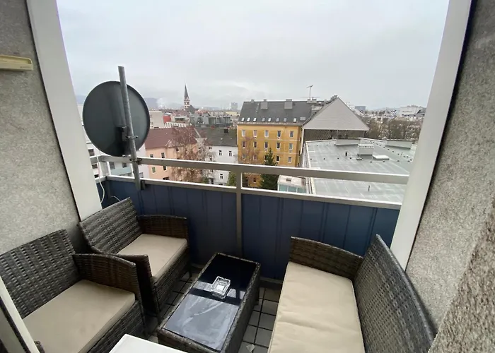 Moderne Naehe Hauptbahnhof 林茨